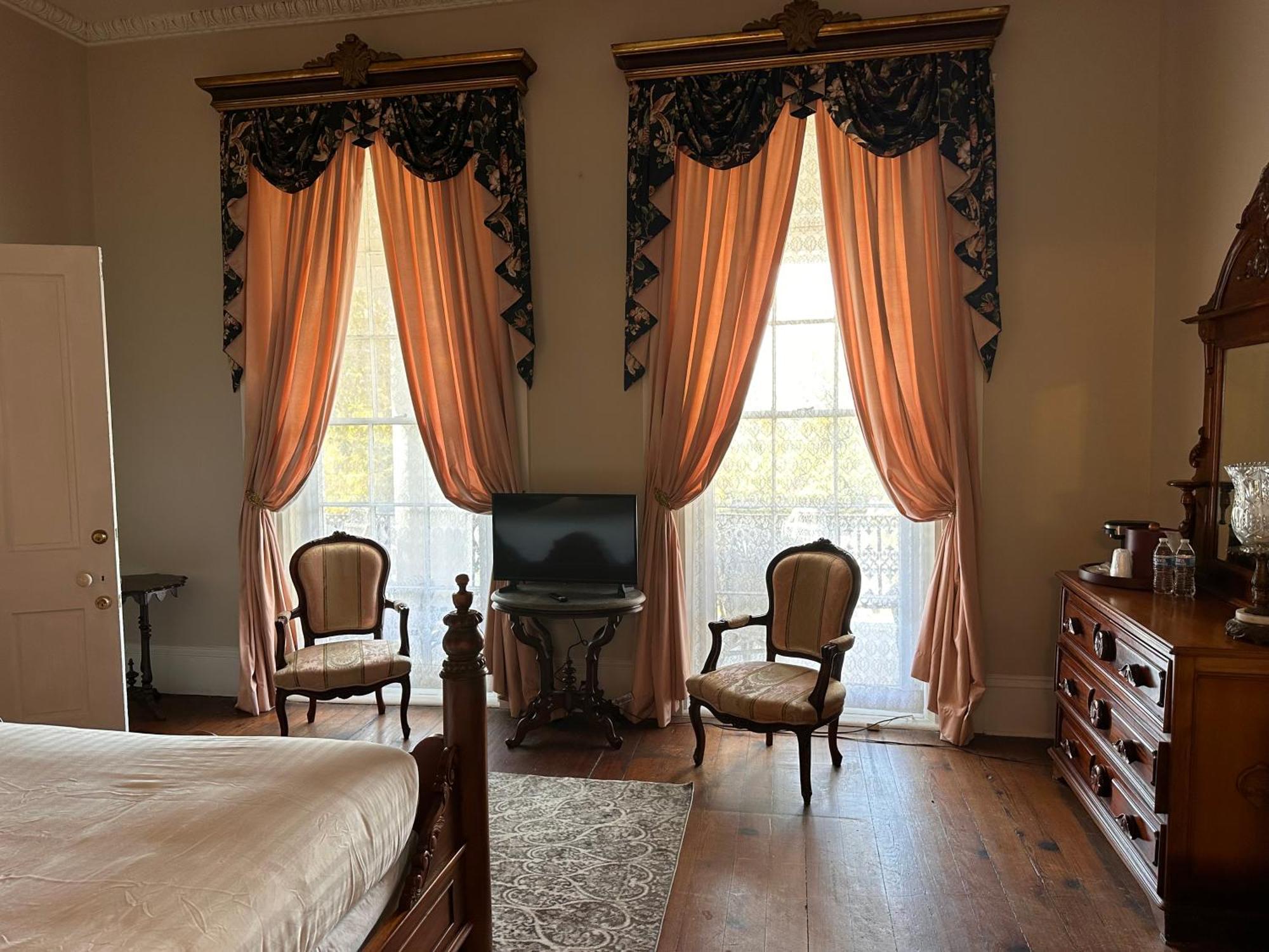 The At Cedar Grove Hotel 5*