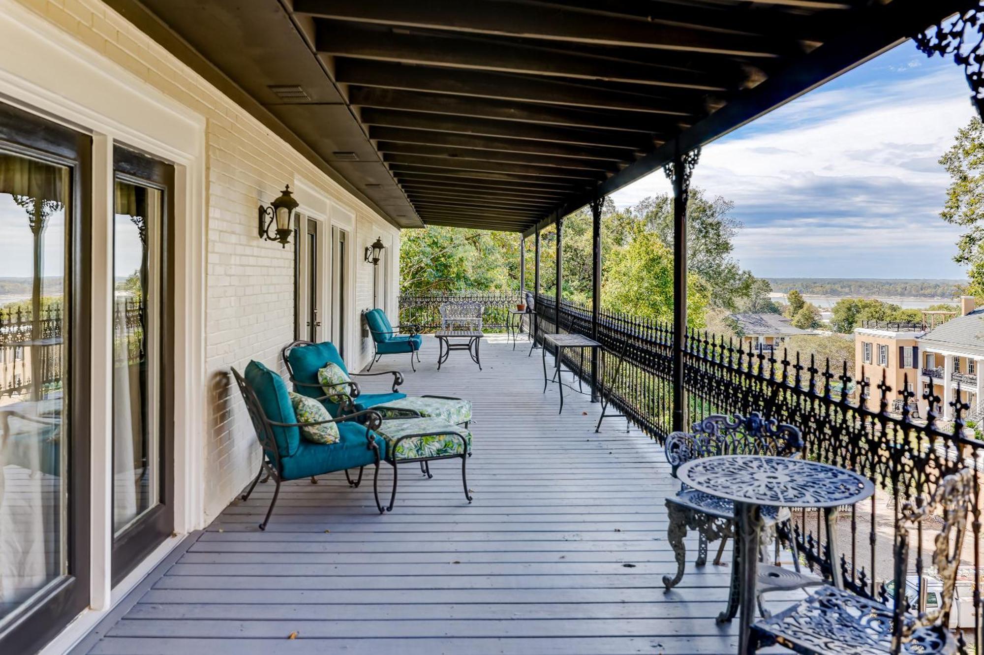 The At Cedar Grove Hotel 5*
