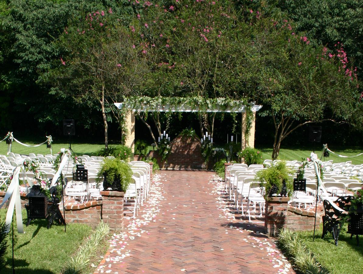 The At Cedar Grove 5*