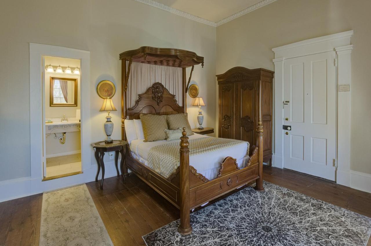 Hotel The At Cedar Grove